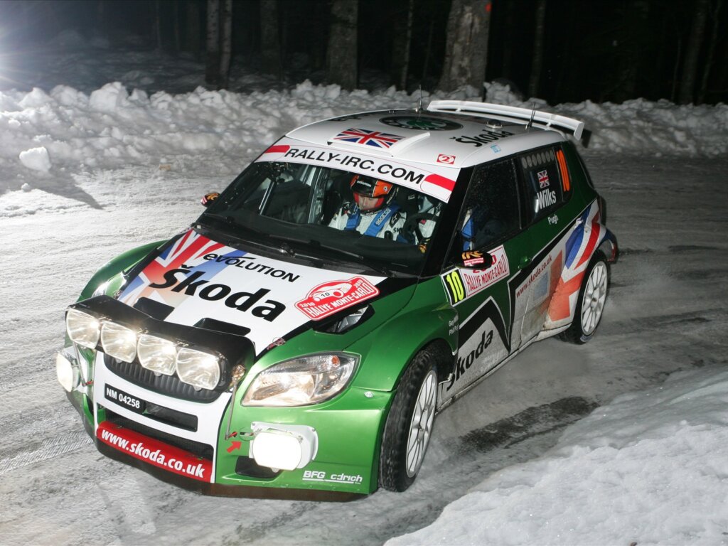 skoda-fabia-s2000-05